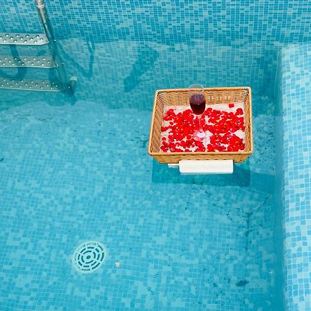 Aura Farms - Private Pool Cottages Rāmanagaram Extérieur photo