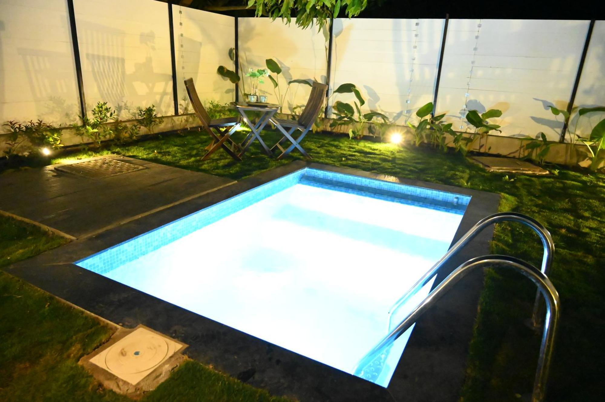 Aura Farms - Private Pool Cottages Rāmanagaram Extérieur photo