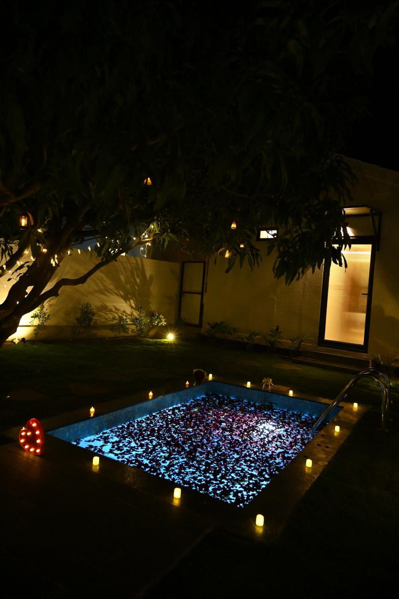 Aura Farms - Private Pool Cottages Rāmanagaram Extérieur photo