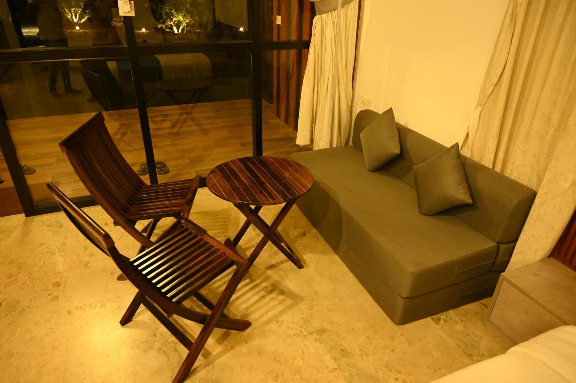 Aura Farms - Private Pool Cottages Rāmanagaram Extérieur photo