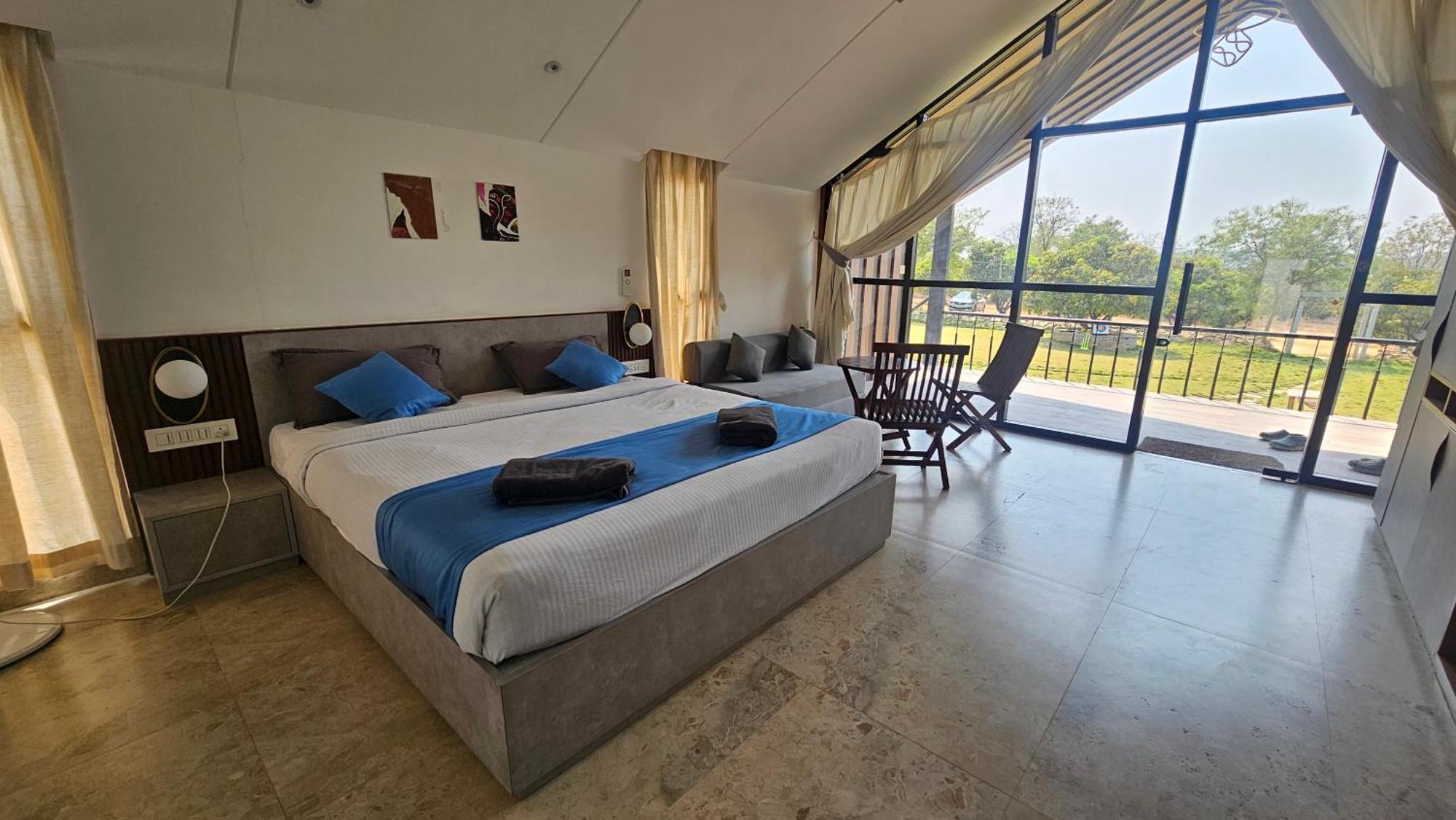 Aura Farms - Private Pool Cottages Rāmanagaram Extérieur photo