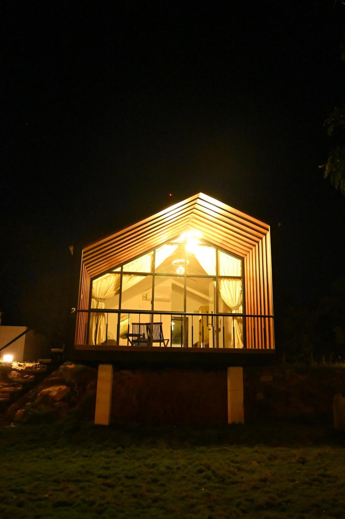 Aura Farms - Private Pool Cottages Rāmanagaram Extérieur photo